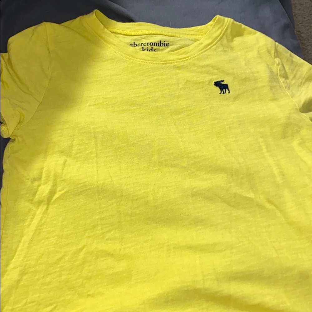 Girls yellow Abercrombie shirt size 7/8